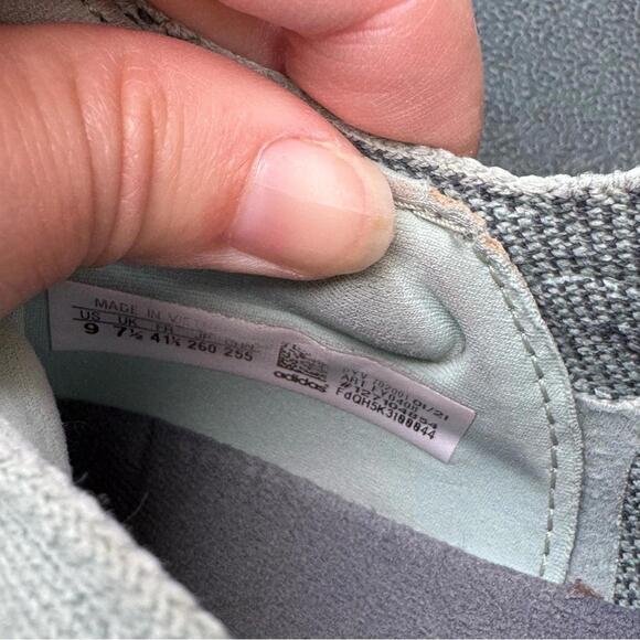 Women's Adidas Ultraboost 21 sneaker. "hazy Green" - Picture 6 of 6